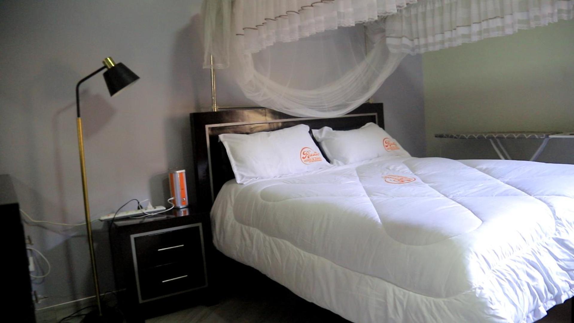 Rustic Gardens Bed & Breakfast Kitunzi Lungujja คัมพาลา ภายนอก รูปภาพ